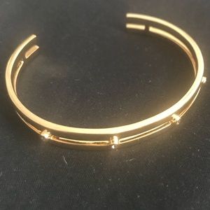 Elizabeth and Janes bracelet